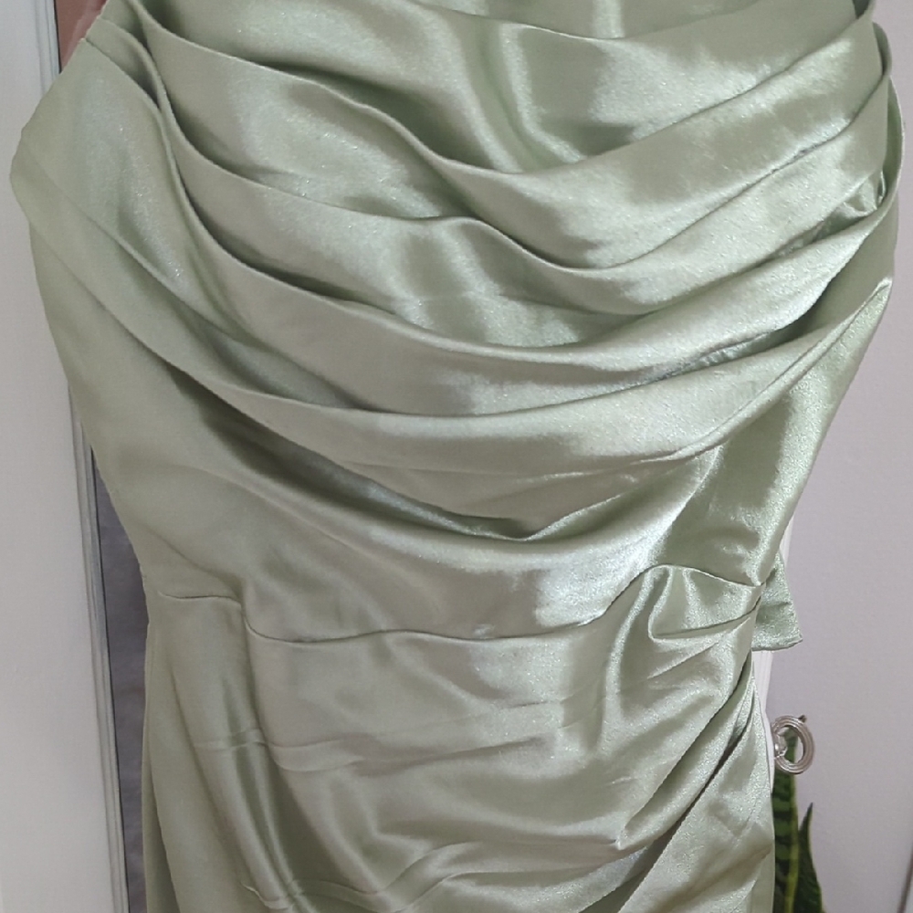 Amazon Elegant Green Satin Wedding Dress - Picture 2 of 5